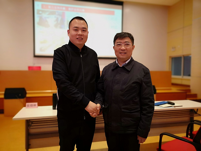 豫商赴滬，共研發(fā)展│許明月董事長參加民建河南省企業(yè)家會員班培訓